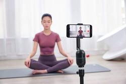 2021 Bester KI Selfie Mount Gimbal für Smartphones – OBSBOT ME