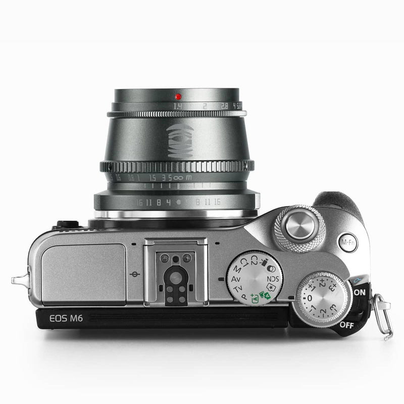 TTArtisan APS-C Trio Titanium Grey Lens Kit, beinhaltet 17 mm f1.4, 35 mm f1.4 und 50 mm f1.2 Objektive
